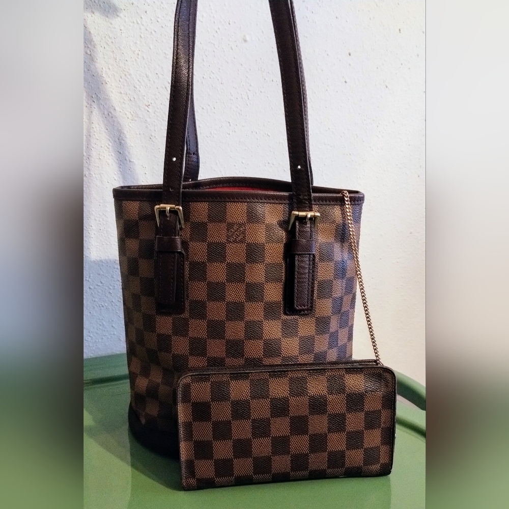 Louis Vuitton Damier Ebene Bucket Bag With Matching Wallet EUC - Picture 3 of 16